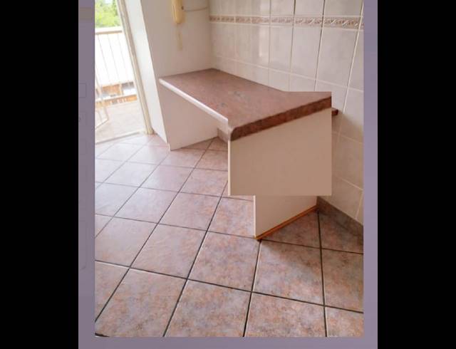 1 BEDROOM PROPERTY TO RENT IN DIE BULT